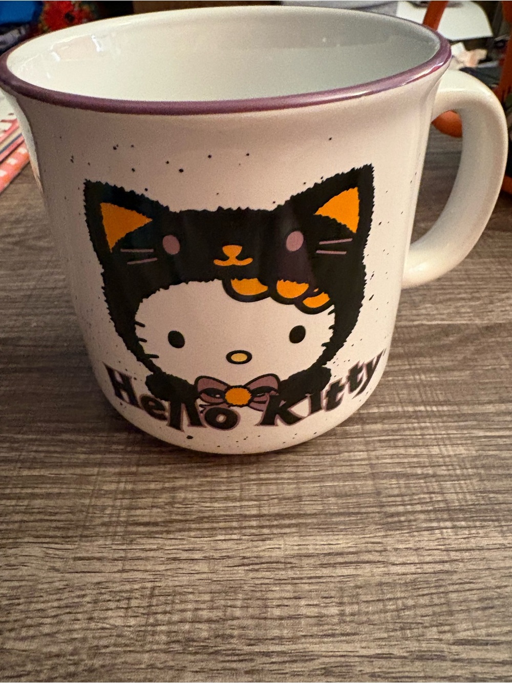 Hello Kitty mug branding